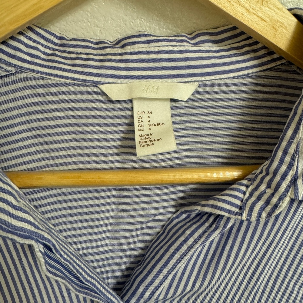 H&M Button up - Picture 2 of 3
